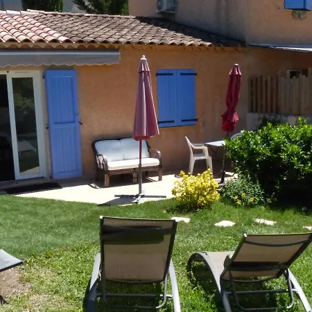 D'hotes L'odalyre Bed & Breakfast